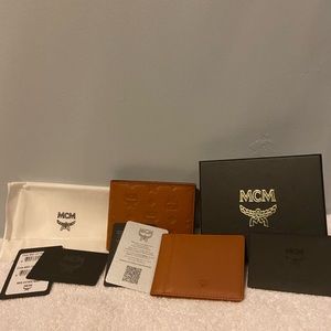 AUTH NWT MCM Portuna Embossed Monogram Bifold Leather Wallet With Case 2pk